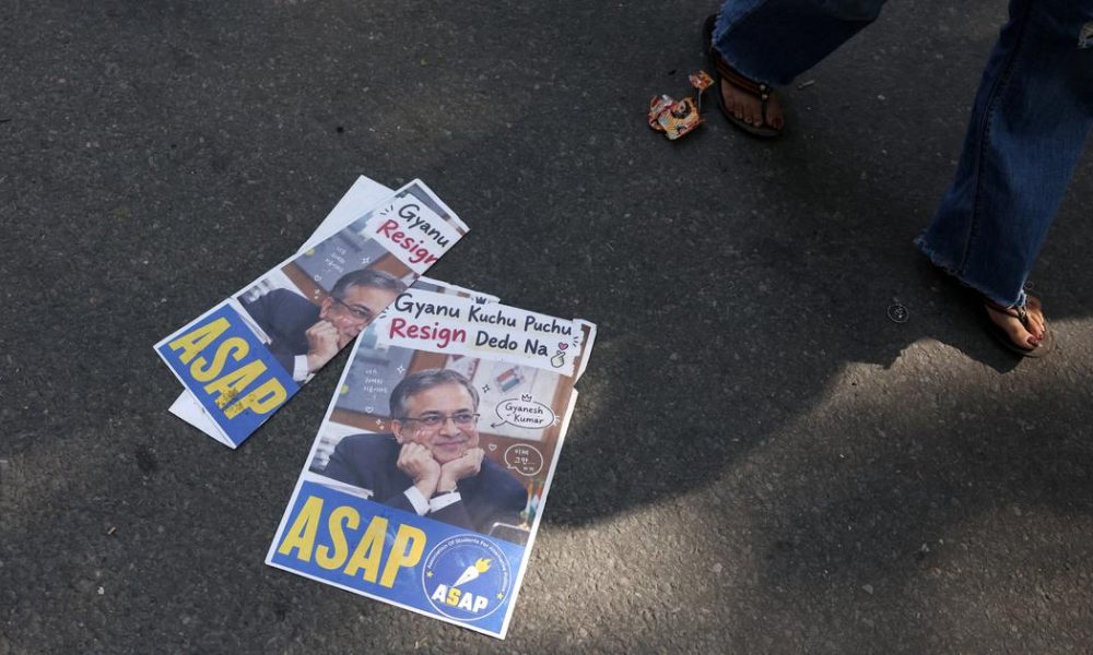 Delhi Police Officer Accused of Sexual Assault on Journalist During Protest Coverage