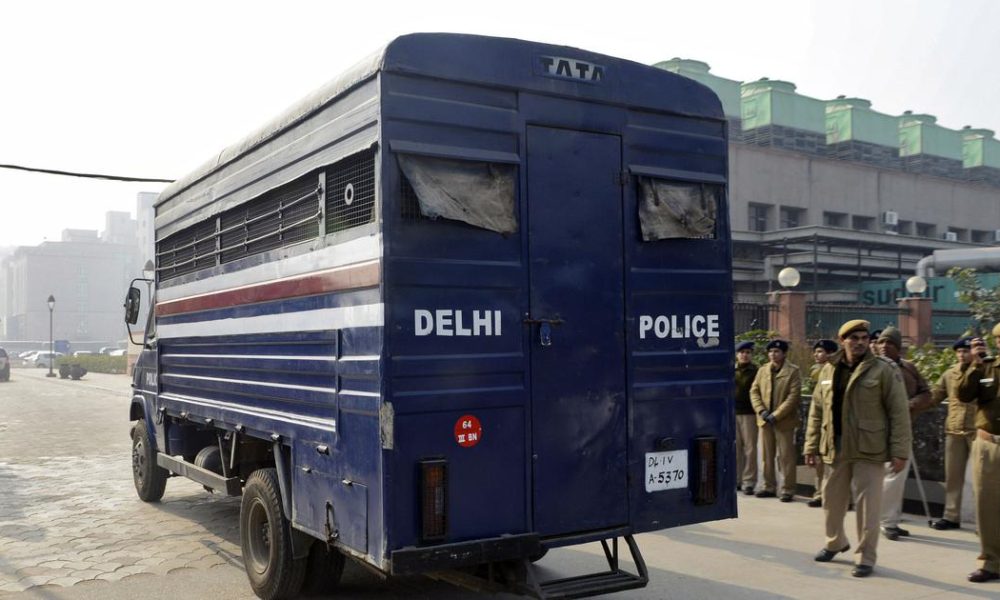 Delhi Police Officer Accuses Journalist of Caste Discrimination Amid Sexual Harassment Allegations