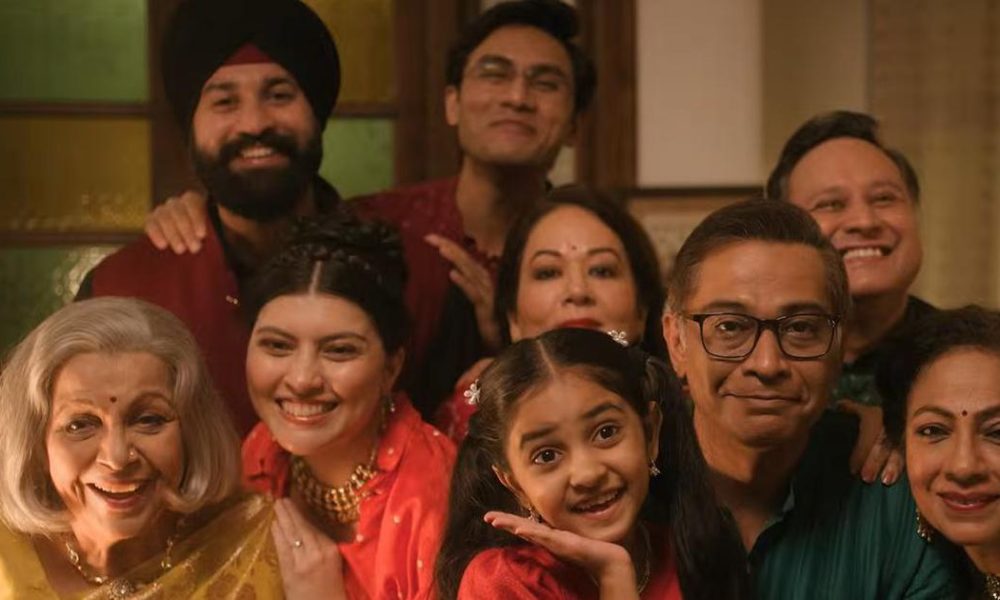 Diwali Chaos Unfolds in Heartwarming Family Reunion on 'Meethe Mein Kya Hai'
