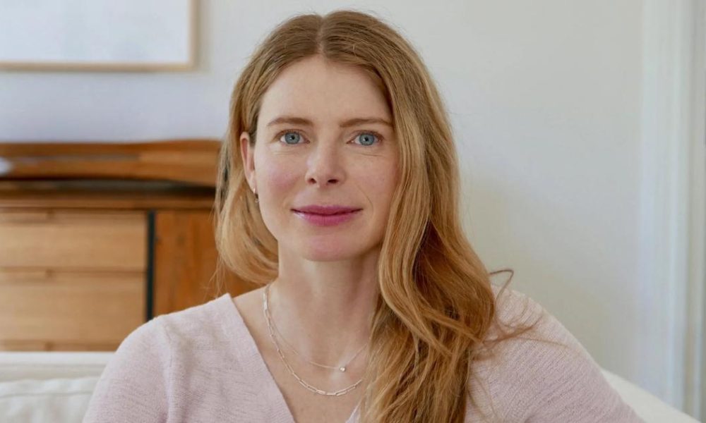 Emma Cline's 'Switzy': A Deep Dive into Dementia and Self-Identity
