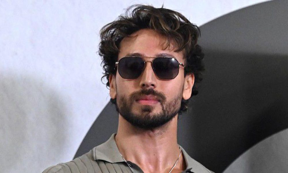Maharashtra Opposition Blames Government for Rising Lawlessness After Attack on Tiger Shroff
