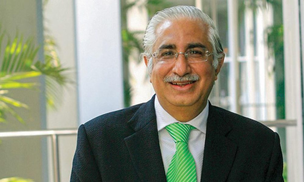 Nakul Anand's New Book Sheds Light on Mastering Customer Complaints in the Hospitality Sector