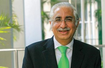 Nakul Anand's New Book Sheds Light on Mastering Customer Complaints in the Hospitality Sector